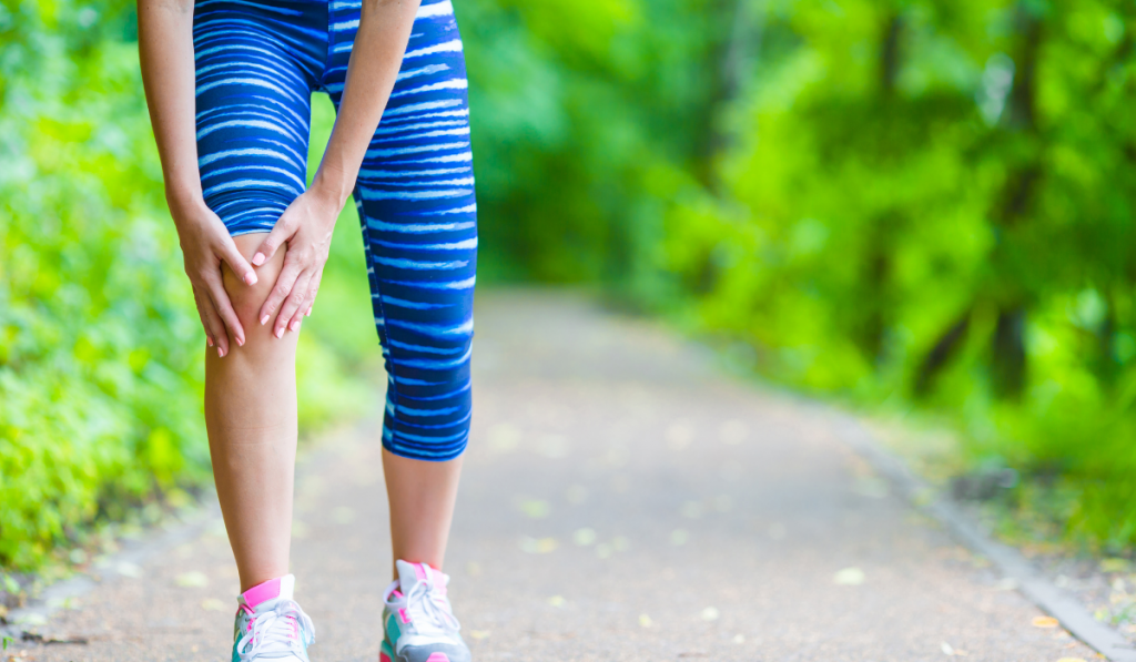 Female runner knee injury and pain